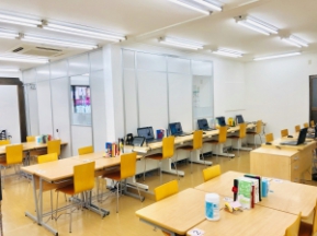 学研スクエア　県立大学駅前校